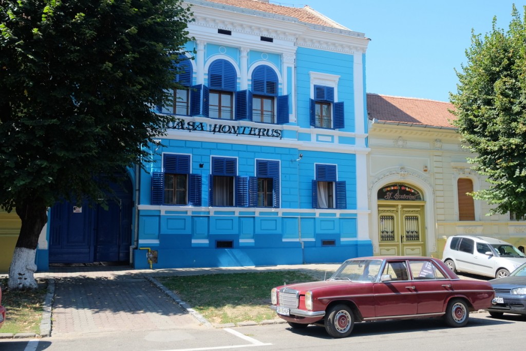 War Trauma Healing Center in Medias